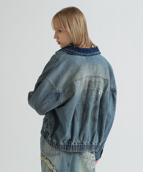 AVIREX(アヴィレックス)の「OVERSIZED WAPPEN DENIM JACKET(デニムジャケット・レディース・インディゴブルー/ブルー系その他/ピンク・F)」の6枚目の写真