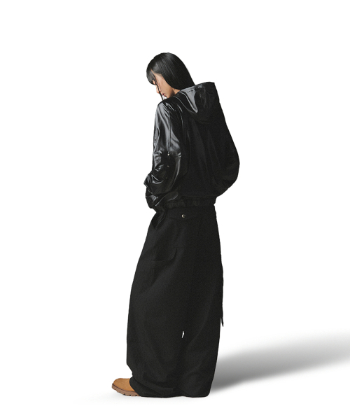 NOT4NERD(ノットフォーナード)の「Gloss Highneck Raglan Windbreaker - Black(ナイロンジャケット・レディース・その他・MEDIUM/LARGE/X-LARGE)」の6枚目の写真