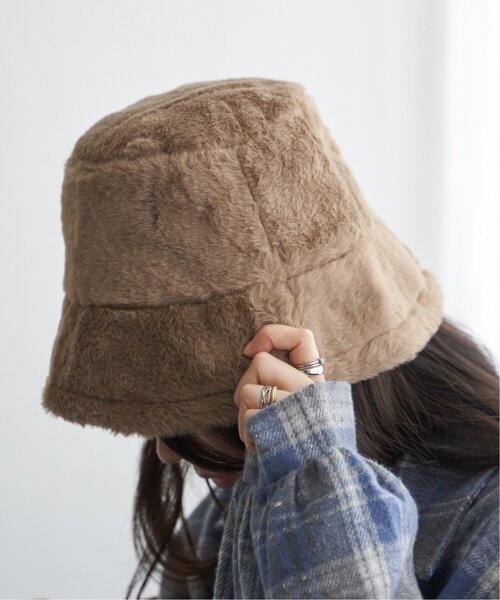 VENCEEXCHANGE（ヴァンスエクスチェンジ）の「イヤーフラップ付きファーバケハ（ニットキャップ/ビーニー・レディース・ブラック/グレー/ブラウン/アイボリー・FREE）」の8枚目の写真