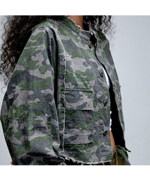 ERER（エルエル）の「カモフラージュリップストップクロップジャケットダークカーキ（ミリタリージャケット）」