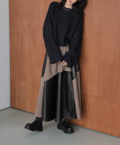 AMELY（エミリー）の「異素材ドッキング フレアスカート（スカート・レディース・ベージュ/グレー・フリー）」の3枚目の写真