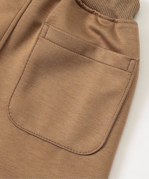 Ampersand(アンパサンド)の「シュッと見えパンツ_ジュニア対応(スウェットパンツ・キッズ・キャメル/レインボー/ブラック/アイボリー/カーキ・80/90/100/110/120/130/140)」の10枚目の写真