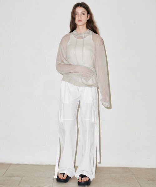 SLLOW GARMENTS（スロー ガーメンツ）の「PARACHUTE CARGO PANTS - KHAKI（その他パンツ・レディース・カーキ・FREE）」の2枚目の写真