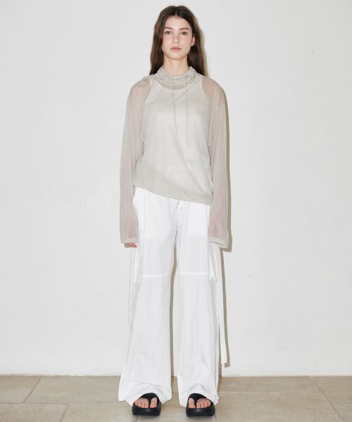 SLLOW GARMENTS（スロー ガーメンツ）の「PARACHUTE CARGO PANTS - KHAKI（その他パンツ・レディース・カーキ・FREE）」の9枚目の写真