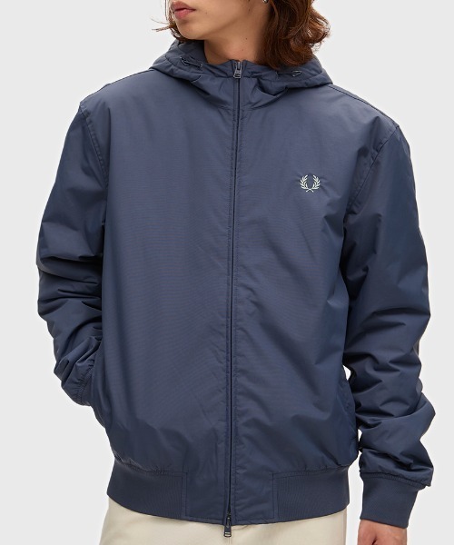 FRED PERRY(フレッドペリー)の「ZOZO限定!!【先行予約受付中】Hooded Brentham Jacket/フード付き中綿ブレンサムジャケット(ナイロンジャケット・メンズ・ブラック/ダークブルー/ブラック系その他・S/M/L)」の3枚目の写真