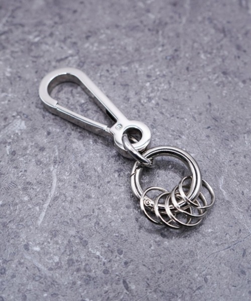 NOIZY（ノイジー）の「マルチユース2wayカラビナ - 推しアイテム対応キーホルダ（キーケース/キーアクセサリー・メンズ・シルバー/ブラック・FREE）」の3枚目の写真