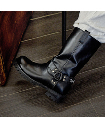 SHOEHI（シューハイ）の「Bermuda triangle belt biker boots_B2553（ブーツ・レディース）」