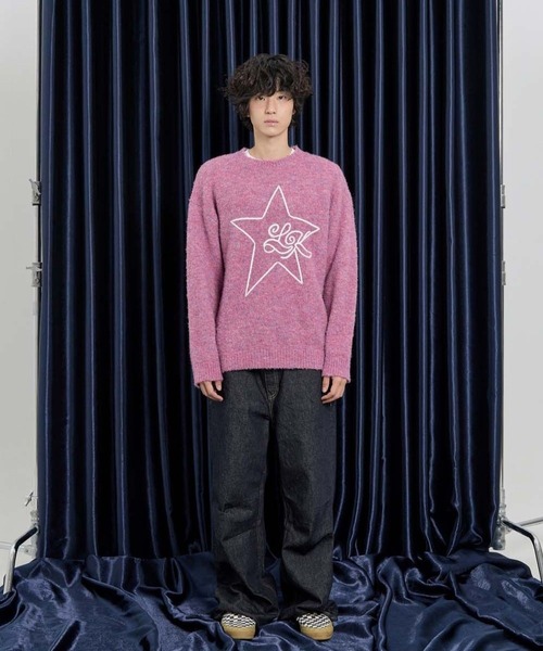 WaiKei(ワイケイ)の「★K-POPアイドル着用【UNISEX】Wai Kei/スターブークレニット(ニット/セーター・レディース・ブルー/ピンク・MEDIUM/LARGE)」の3枚目の写真