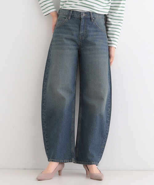 SHOO・LA・RUE（シューラルー）の「【SHOO・LA・RUE DENIM】こなれ感をプラスする デニムカーブパンツ（デニムパンツ・レディース・ブルー系その他/ライトグレー/ネイビー/ブルー・10/01/02/03/04）」の4枚目の写真