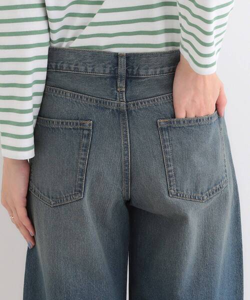SHOO・LA・RUE(シューラルー)の「【SHOO・LA・RUE DENIM】ゆるっと決まる こなれカーブデニムパンツ(デニムパンツ・レディース・ブルー系その他/ライトグレー/ネイビー/ブルー・10/01/02/03/04)」の16枚目の写真