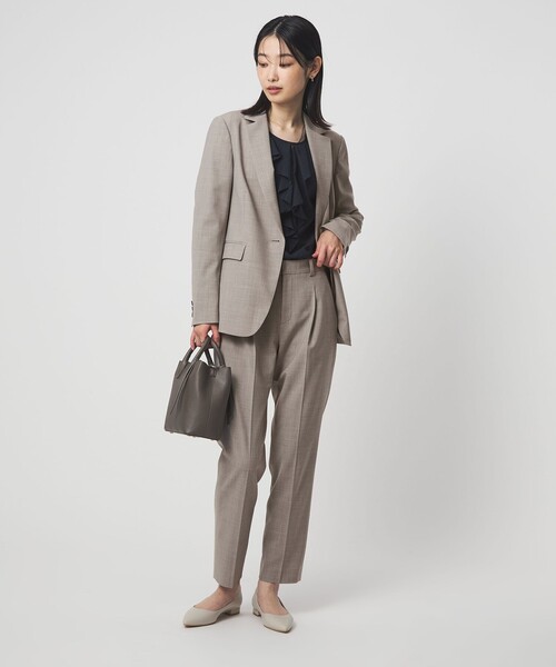 green label relaxing（グリーンレーベルリラクシング）の「［size SHORT/TALLあり］カチリラ テーパードパンツ ウォッシャブル ストレッチ（スラックス・レディース・ベージュ/ネイビー・SHORT/34/36/38/40/42/44/TALL/46）」の7枚目の写真