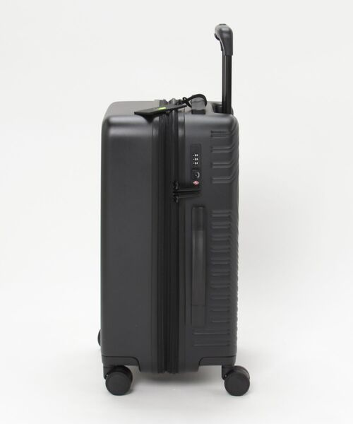 NIKE（ナイキ）の「NIKE 22inch HARDSHELL LUGGAGE / ナイキ 22インチ ハードシェル ラゲージ (52L)【SP】（スーツケース/キャリーバッグ・メンズ・ブラック・ONE SIZE）」の11枚目の写真