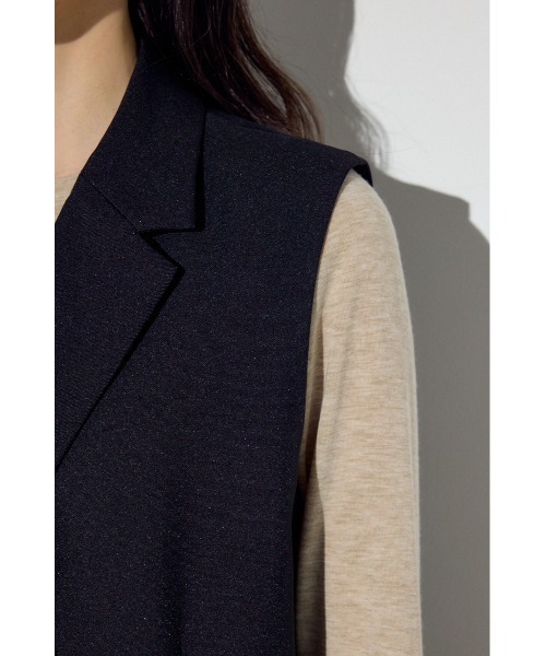 AZUL by moussy(アズールバイマウジー)の「テーラードジレ(ベスト・レディース・杢グレー/ブラック/ベージュ・FREE)」の11枚目の写真