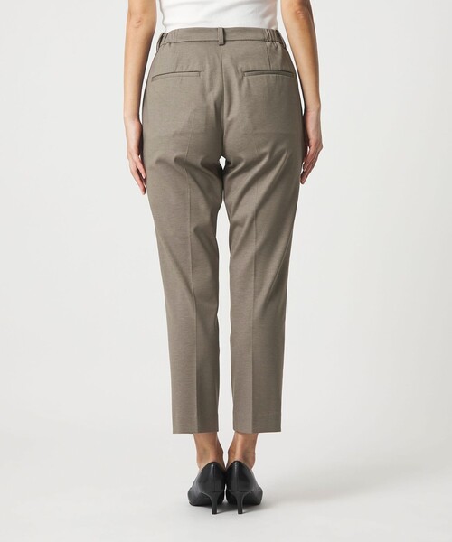 A DAY IN THE LIFE UNITED ARROWS（アデイインザライフユナイテッドアローズ）の「ポンチ テーパードパンツ ‐セットアップ対応・ウォッシャブル‐＜A DAY IN THE LIFE＞（スラックス・レディース・ネイビー/ダークグレー/モカ・38/40/36）」の9枚目の写真
