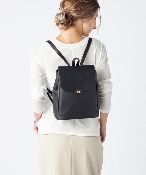 LA BAGAGERIE(ラバガジェリー)の「フロント金具デイリーリュック(バックパック/リュック・レディース・ブラック/グレイッシュベージュ/シルバー系その他/グリーン・FREE)」の19枚目の写真