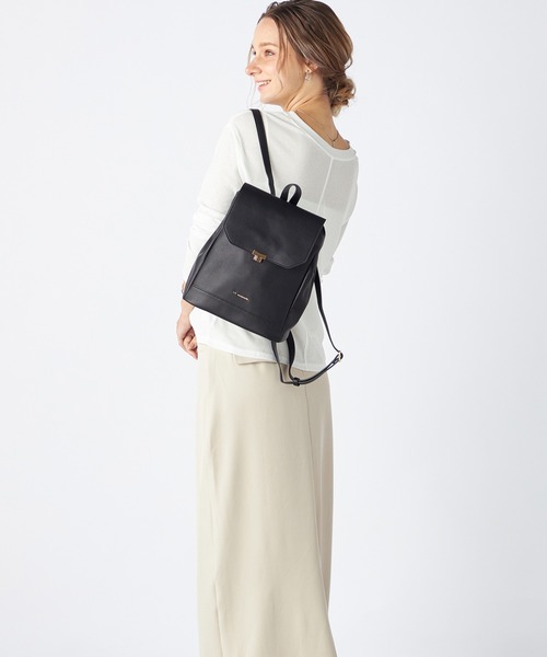 LA BAGAGERIE(ラバガジェリー)の「フロント金具デイリーリュック(バックパック/リュック・レディース・ブラック/グレイッシュベージュ/シルバー系その他/グリーン・FREE)」の17枚目の写真