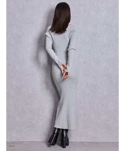 GYDA(ジェイダ)の「GYDA chain SIDE OPENロングフレアニットワンピース(ワンピース・レディース・ブラック/グレー・FREE)」の11枚目の写真
