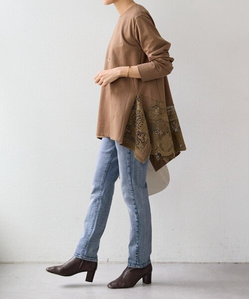 BEARDSLEY（ビアズリー）の「コットンレースカットソー（Tシャツ/カットソー・レディース・モカ/ブラック・FREE）」の5枚目の写真