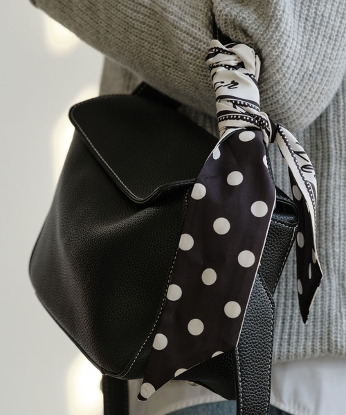 ZAKKA-BOX（ザッカボックス）の「ドット柄リボンスカーフ（バンダナ/スカーフ・レディース・アイボリー/ブラック/ベージュ・FREE）」の2枚目の写真