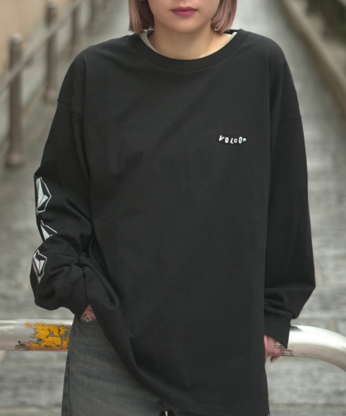 VOLCOM(ボルコム)の「VOLCOM メンズ PISTOL STONE LS TEE ロンT 【2026年春夏モデル】(Tシャツ/カットソー・メンズ・ホワイト/ライトグレー/ブラック/ベージュ系その他・MEDIUM/LARGE/X-LARGE/SMALL)」の1枚目の写真