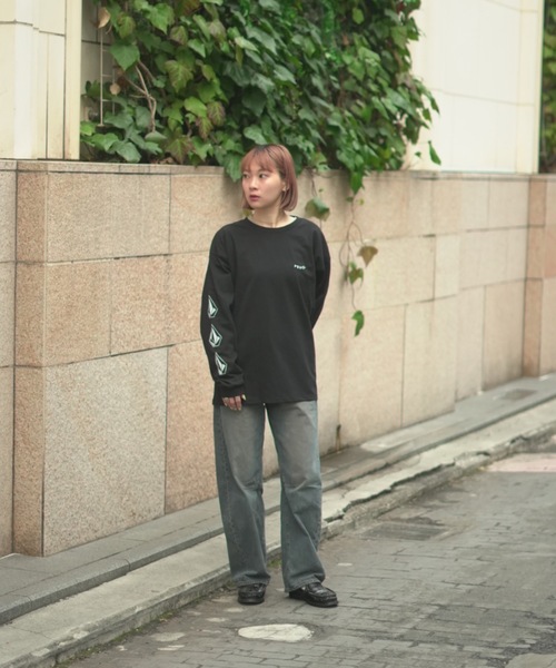 VOLCOM(ボルコム)の「VOLCOM メンズ PISTOL STONE LS TEE ロンT 【2026年春夏モデル】(Tシャツ/カットソー・メンズ・ホワイト/ライトグレー/ブラック/ベージュ系その他・MEDIUM/LARGE/X-LARGE/SMALL)」の12枚目の写真