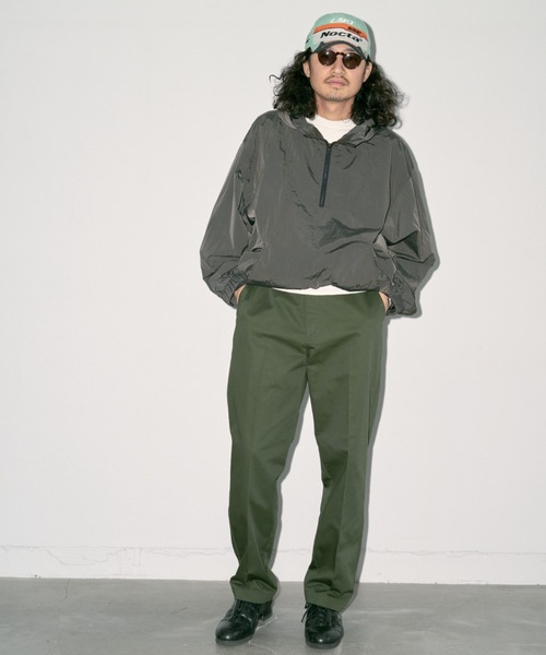 UNIVERSAL OVERALL（ユニバーサルオーバーオール）の「【限定】STANDARD FIT PANTS（チノパンツ・メンズ・ブラック/カーキ・30/32/34/36）」の3枚目の写真