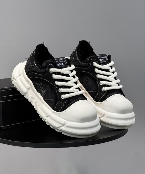 shoes365(シューズスリーシックスファイヴ)の「デニムダッドスニーカー(厚底)(スニーカー・メンズ・ブラック/ライトブルー・27.0cm/26.5cm/26.0cm/25.5cm/25.0cm)」の2枚目の写真