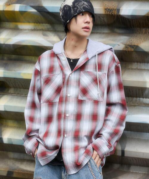 WEGO（ウィゴー）の「WEGO/【26年春新作】オンブレチェックフードシャツ（シャツ/ブラウス・メンズ・ブラック系その他2/ブルー系その他2/レッド系その他2・LARGE/MEDIUM）」の4枚目の写真