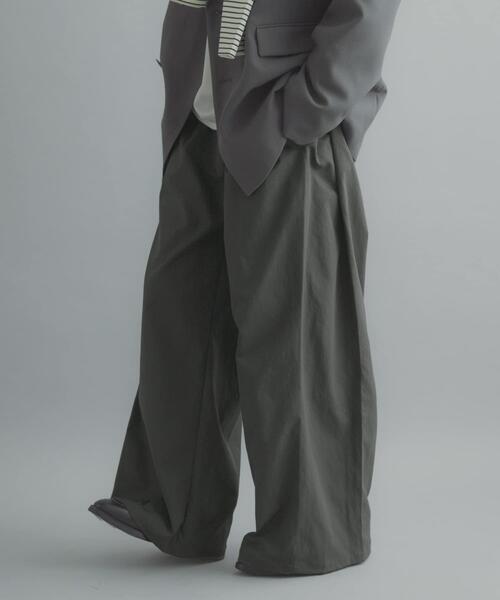 SENSE OF PLACE by URBAN RESEARCH(センスオブプレイスバイアーバンリサーチ)の「サイドタックワイドパンツ(その他パンツ・メンズ・チャコールグレー/ホワイト/ベージュ・LARGE/MEDIUM)」の18枚目の写真