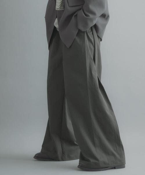 SENSE OF PLACE by URBAN RESEARCH(センスオブプレイスバイアーバンリサーチ)の「サイドタックワイドパンツ(その他パンツ・メンズ・チャコールグレー/ホワイト/ベージュ・LARGE/MEDIUM)」の20枚目の写真