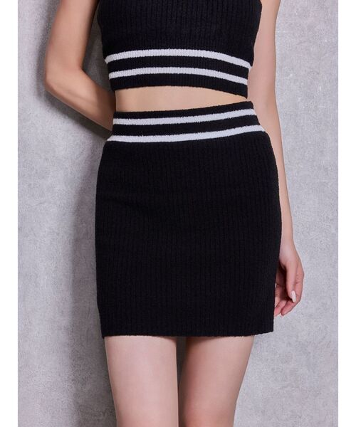 GYDA(ジェイダ)の「パイルニットスカートライクショートパンツ(スカート・レディース・オレンジ/オフホワイト/ブラック・FREE)」の21枚目の写真