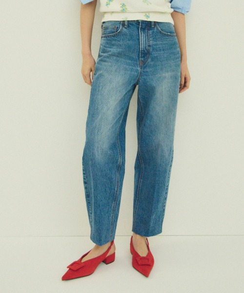 Mila Owen（ミラオーウェン）の「センタープレスマムデニムパンツ（デニムパンツ・レディース・ブラック/インディゴブルー/ライトブルー・00/1/0）」の2枚目の写真