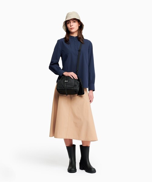 AIGLE(エーグル)の「撥水 巾着ショルダーバッグ RP(ショルダーバッグ・レディース・ブラック/セージグリーン・FREE)」の10枚目の写真