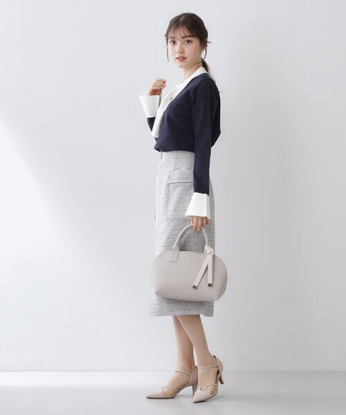 index（インデックス）の「バイカラーボウタイパール調ニット【洗濯機OK】（ニット/セーター・レディース・ライトイエロー系5/ホワイト系7/ネイビー系4/サックスブルー系7・42/40/38/36）」の20枚目の写真