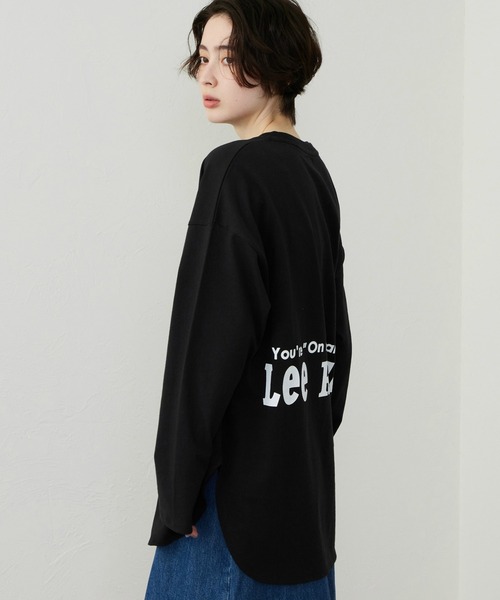Lee(リー)の「Lee/リー ラウンドヘム ロングスリーブTシャツ(Tシャツ/カットソー・レディース・ブラック/ホワイト/ブラウン・MEDIUM/SMALL)」の4枚目の写真
