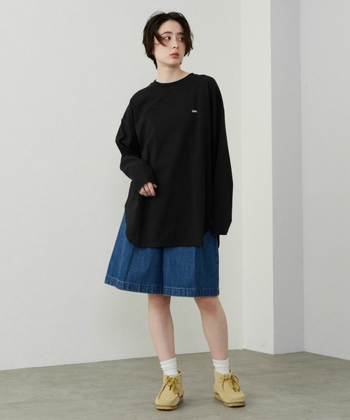 Lee(リー)の「Lee/リー ラウンドヘム ロングスリーブTシャツ(Tシャツ/カットソー・レディース・ブラック/ホワイト/ブラウン・MEDIUM/SMALL)」の13枚目の写真