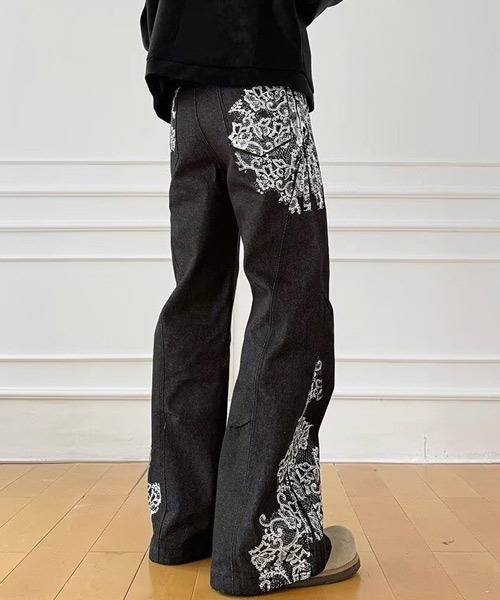 Ressaca(レサーカ)の「レース柄フレアデニムパンツ(デニムパンツ・メンズ・ブラック・L/M/XL)」の5枚目の写真