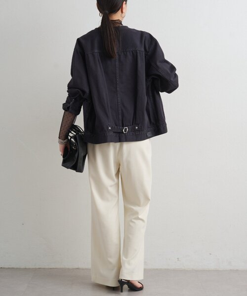 LOUNGEDRESS（ラウンジドレス）の「【ainode/アイノデ】ノーカラーGジャン（デニムジャケット・レディース・ブラック/ブルー・FREE）」の7枚目の写真