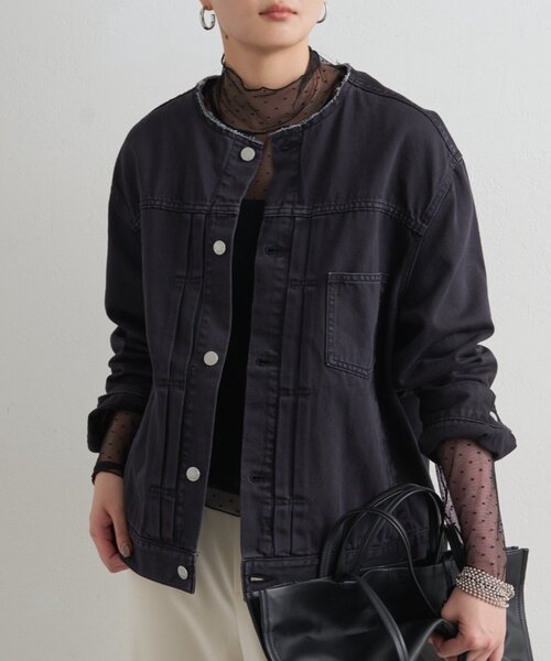 LOUNGEDRESS（ラウンジドレス）の「【ainode/アイノデ】ノーカラーGジャン（デニムジャケット・レディース・ブラック/ブルー・FREE）」の9枚目の写真