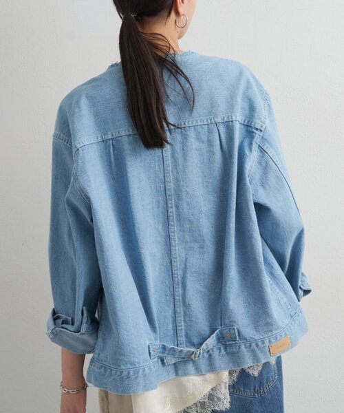 LOUNGEDRESS（ラウンジドレス）の「【ainode/アイノデ】ノーカラーGジャン（デニムジャケット・レディース・ブラック/ブルー・FREE）」の20枚目の写真