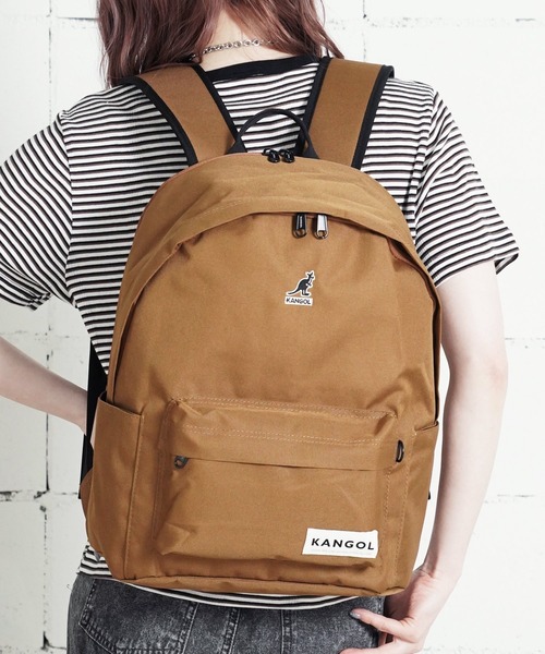 KANGOL（カンゴール）の「"06"≪KANGOL≫6ポケット/15L ボックスロゴ バックパック（バックパック/リュック・メンズ・ブラウン/ライトグレー/ブラック・ONE SIZE）」の3枚目の写真