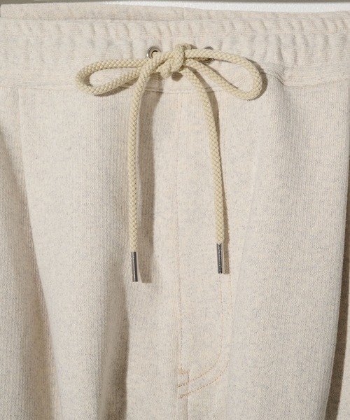 KHOKI(コッキ)の「【KHOKI/コッキ】3D Cutting Sweat Pants(スウェットパンツ・メンズ・ブラック/アイボリー・2/1)」の5枚目の写真