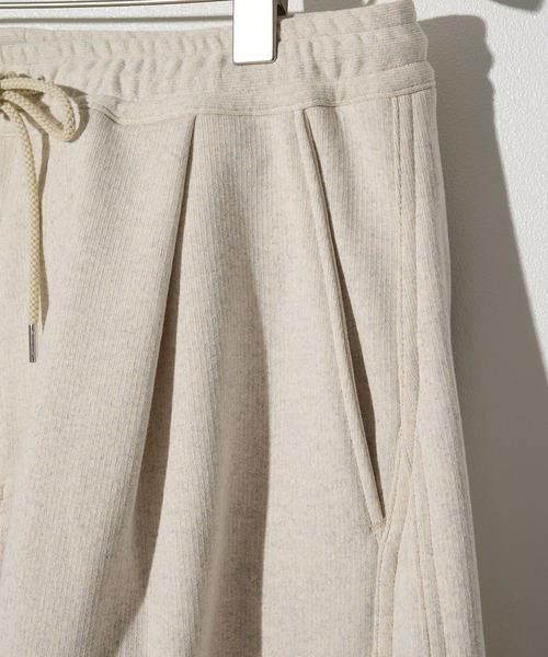 KHOKI(コッキ)の「【KHOKI/コッキ】3D Cutting Sweat Pants(スウェットパンツ・メンズ・ブラック/アイボリー・2/1)」の6枚目の写真