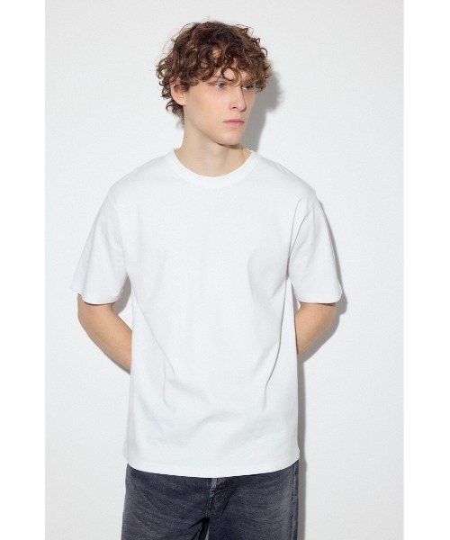 AZUL by moussy（アズールバイマウジー）の「プレミアムコットンベーシック半袖Tシャツ（Tシャツ/カットソー・メンズ・グレー/オフホワイト/ブラック・LARGE/MEDIUM/SMALL）」の5枚目の写真