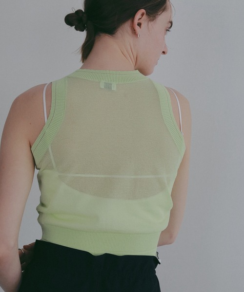 MANOF(マノフ)の「SHEER SLEEVELESS KNIT(ニット/セーター・レディース・ライム/ホワイト/ネイビー・F)」の11枚目の写真