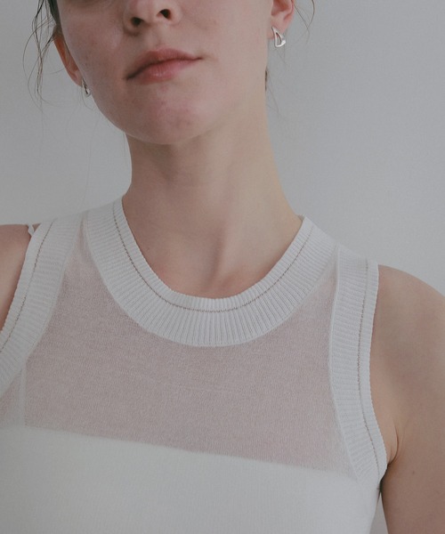 MANOF(マノフ)の「SHEER SLEEVELESS KNIT(ニット/セーター・レディース・ライム/ホワイト/ネイビー・F)」の7枚目の写真