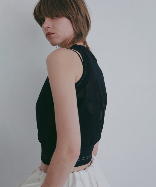 MANOF(マノフ)の「SHEER SLEEVELESS KNIT(ニット/セーター・レディース・ライム/ホワイト/ネイビー・F)」の17枚目の写真