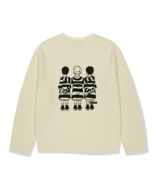 WKNDRS(ウィーキャンドース)の「PRISONERS LS T-SHIRT (IVORY)(Tシャツ/カットソー・レディース・その他・MEDIUM/LARGE/X-LARGE)」の2枚目の写真