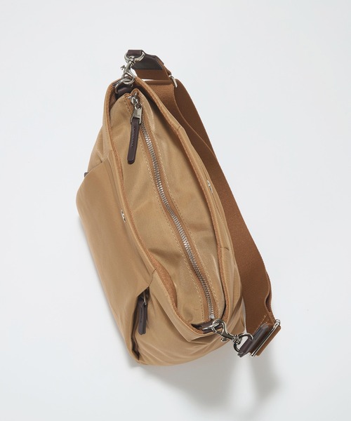 Breath TOPKAPI(ブレストプカピ)の「【Breath TOPKAPI】SLANT スラント ナイロン ユーティリティ ショルダーバッグ(ショルダーバッグ・レディース・ブラック/グレー/ブラウン・FREE)」の17枚目の写真