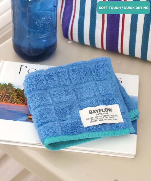 BAYFLOW（ベイフロー）の「BFハンドタオル(格子)25×25（ハンカチ/ハンドタオル・レディース・レッド/ライトグレー/ベージュ/ブルー/ライトブルー・0）」の4枚目の写真